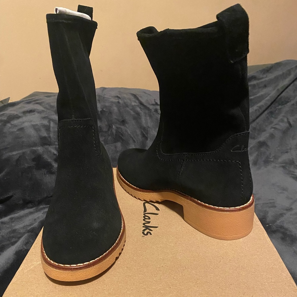 Clarks Womens Eden Mid Hi Black Suede Boots